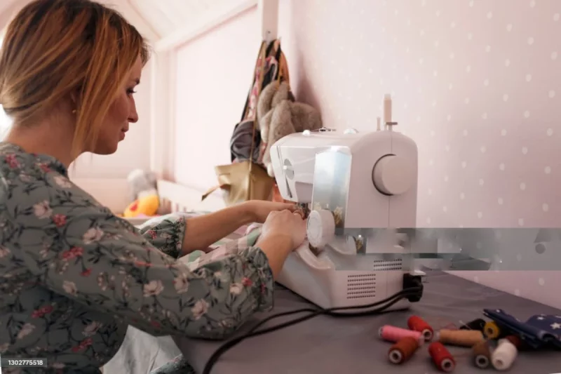 What things to look for when buying a sewing machine in 2021